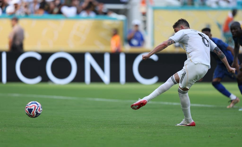 法尔克：拜仁慕尼黑预计不会向格雷罗提供新的合同